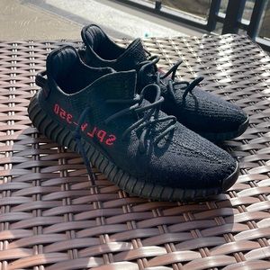 Core black mens yeezys